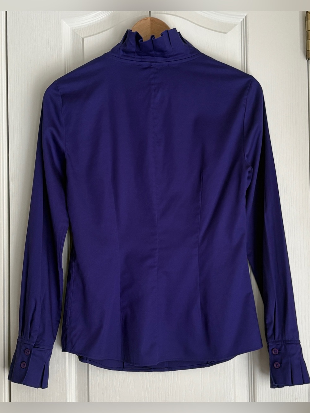 ANTONIO MELANI Jewel Purple Ruffle Collar Button Down Tailored Top Size XS - Picture 2 of 6